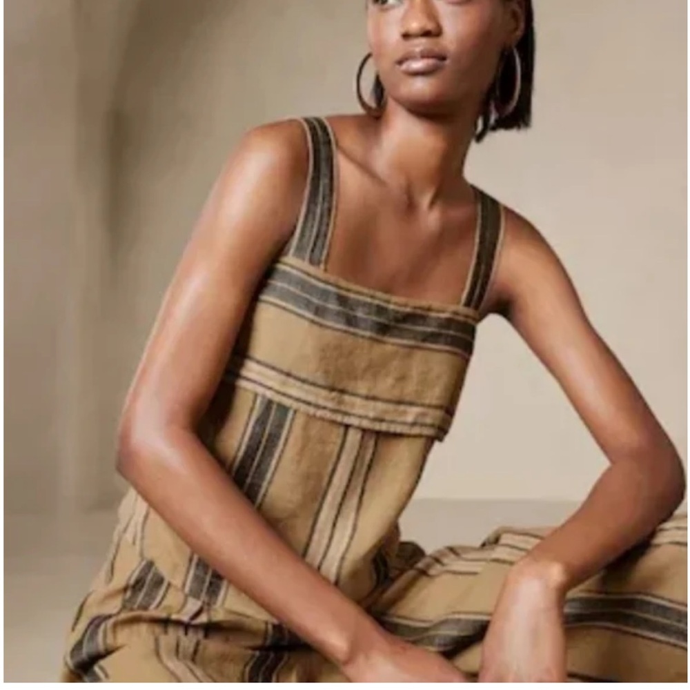 Banana Republic Mia Square Neck Cropped Linen Tank
